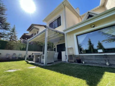 Kuzey Pergola